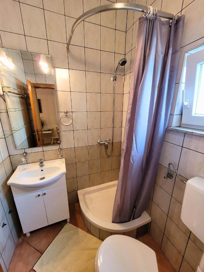 Apartment Jelena Vir Zewnętrze zdjęcie
